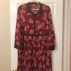 ModCloth Just My Typist Shirtdress in Berry Floral